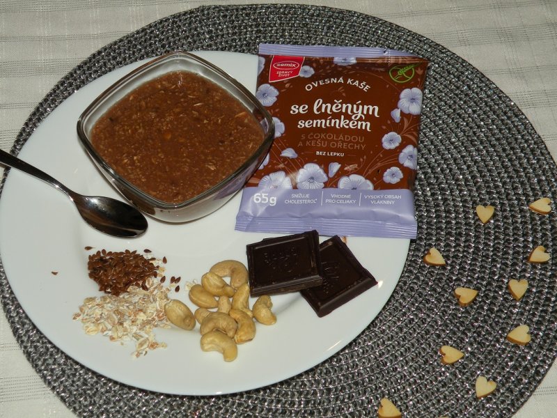 Ovesná kaše se lněným semínkem a omega 3 mastné kyseliny