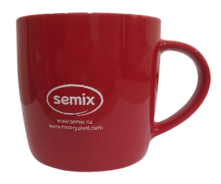 Červený hrnek Semix